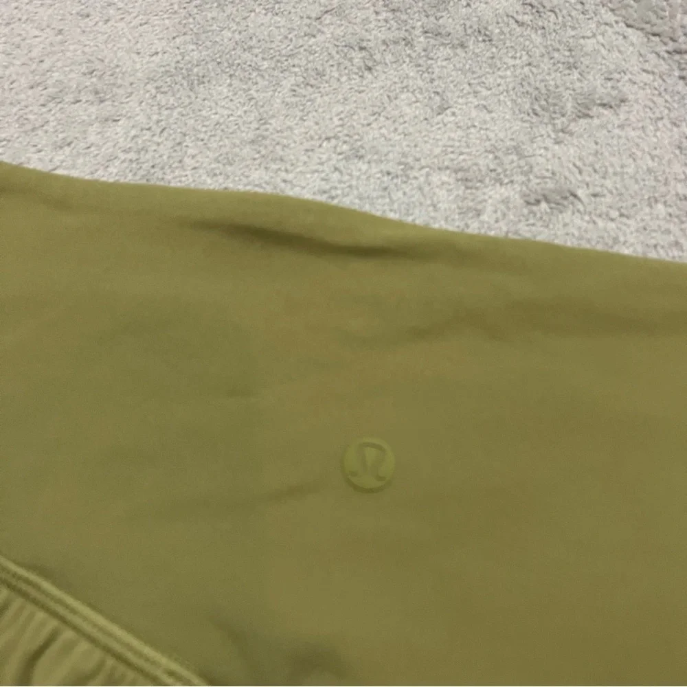 Lululemon Nulu and Mesh High Rise Yogo Shorts 3.5